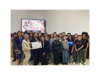 Entrega Cheque Videos Igualdad cátedra ALDABA-WIB
